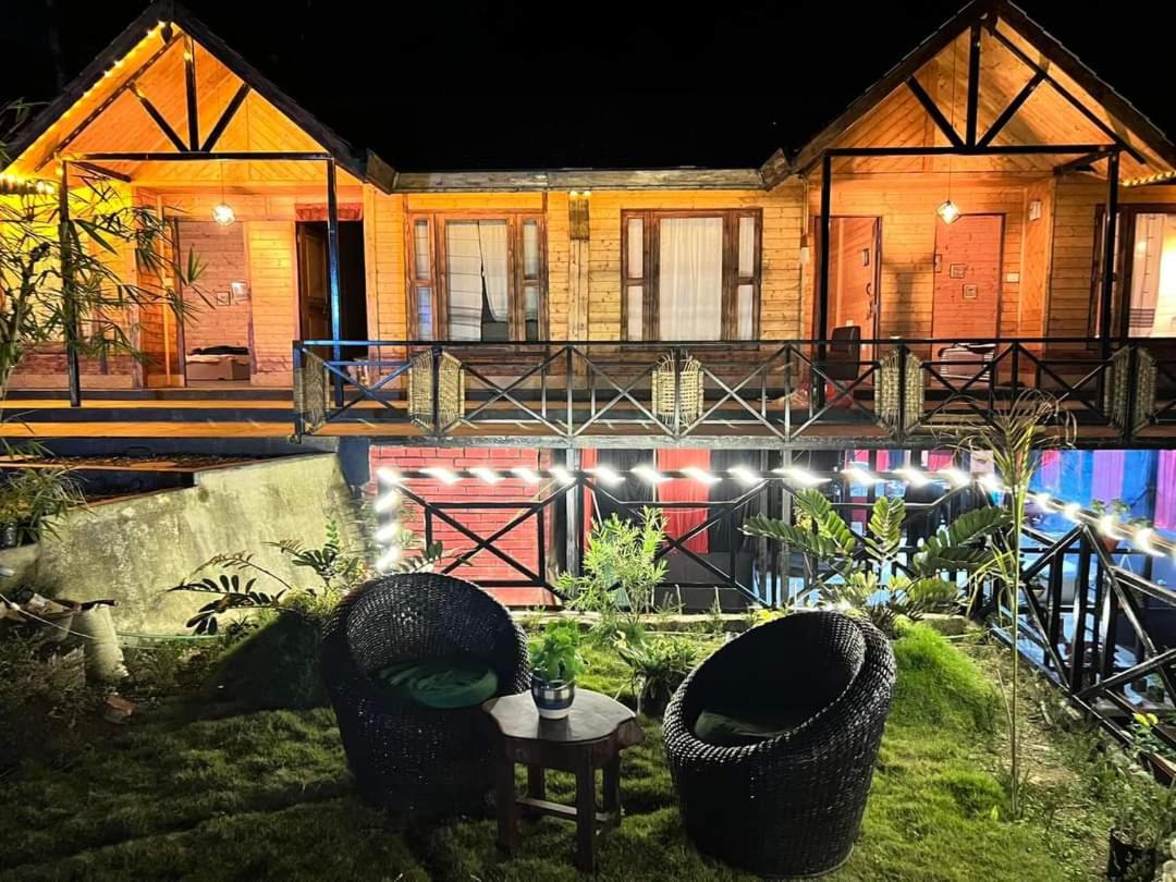 Goldelux Retreat