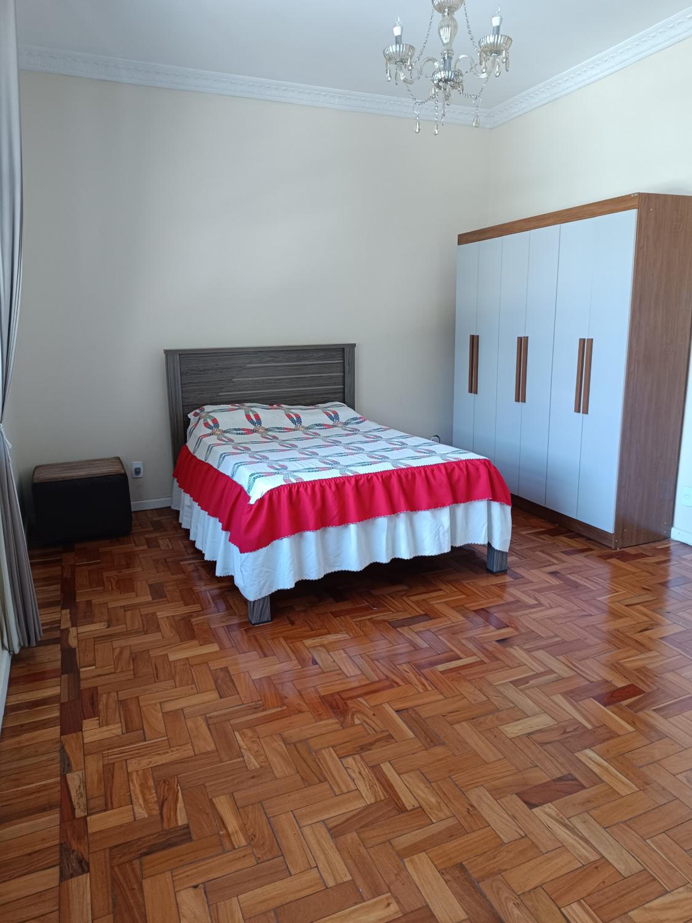Apto no Centro de Petrópolis