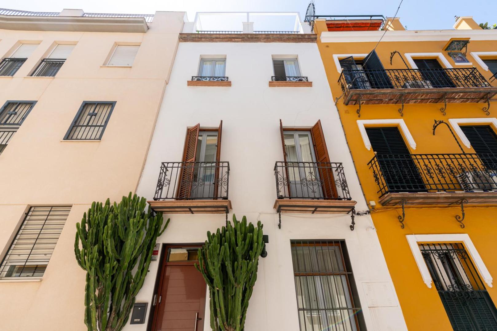 G8 Casa San Bernardo Calle Guadaira