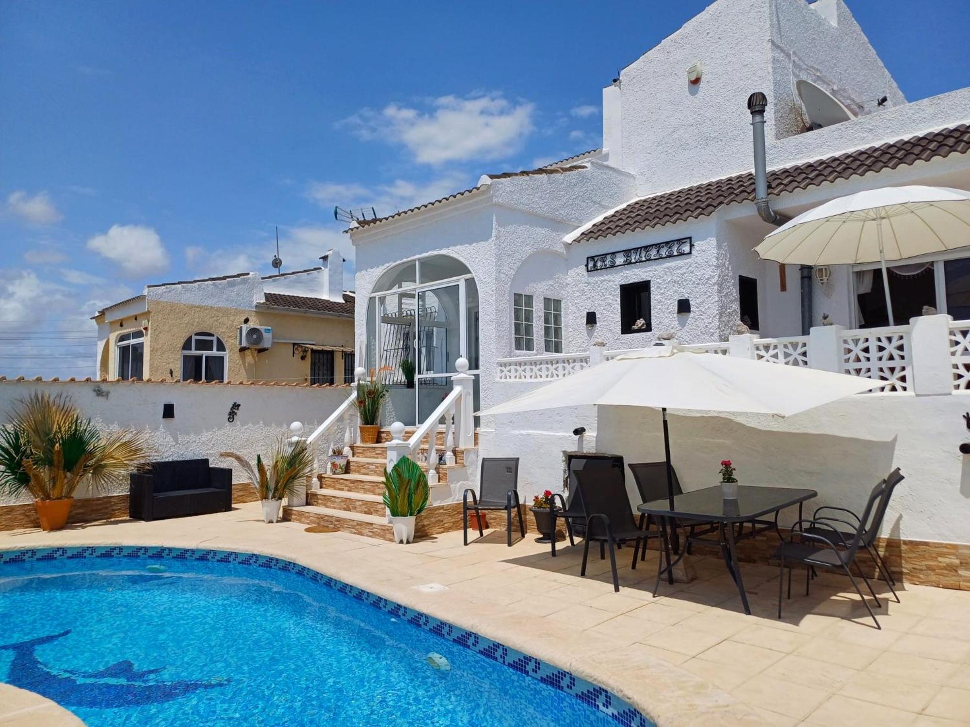 Hotel Villa de Lagos Coloridos - Image 1