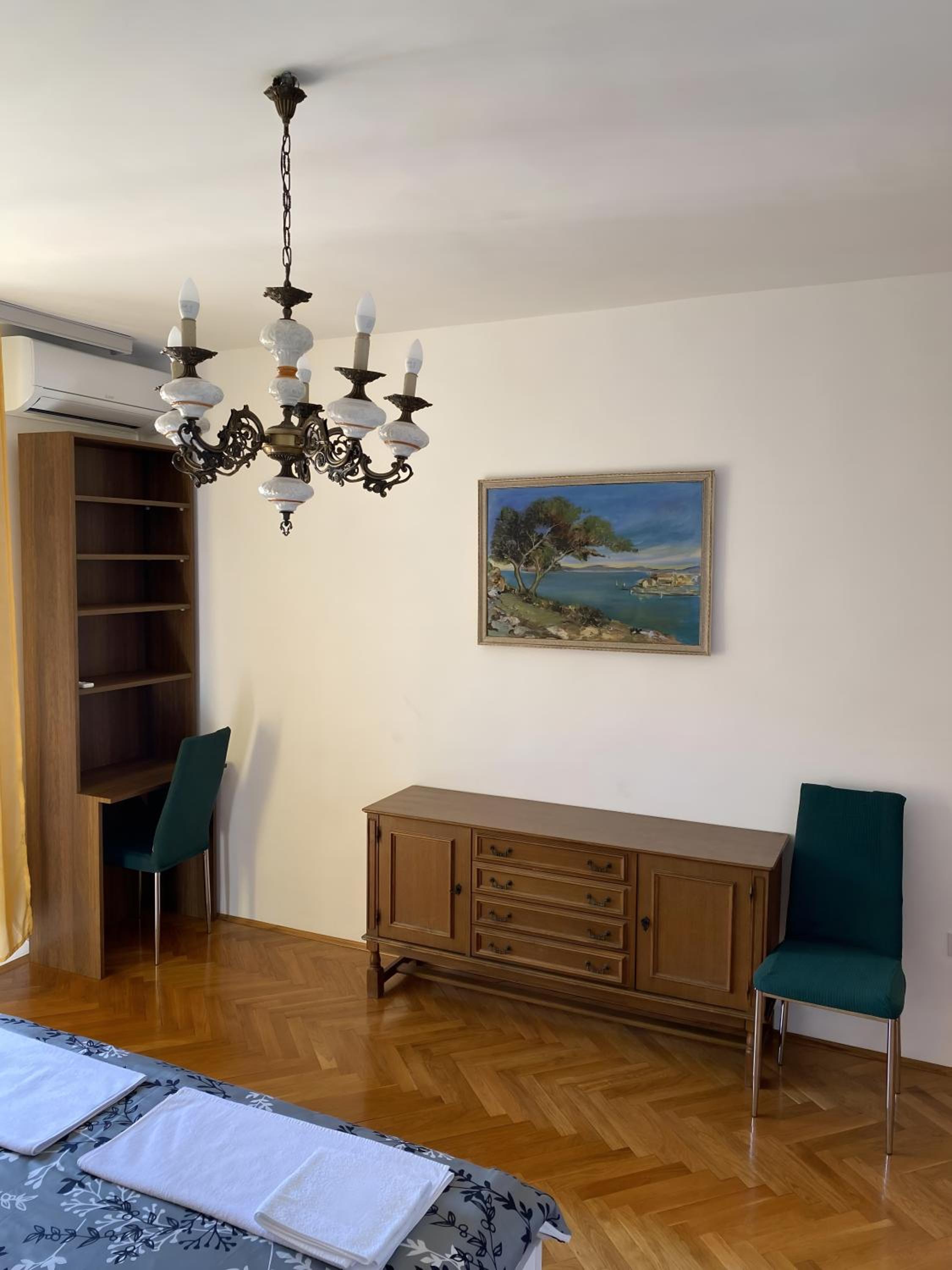 SLAVANTE RESIDENCE