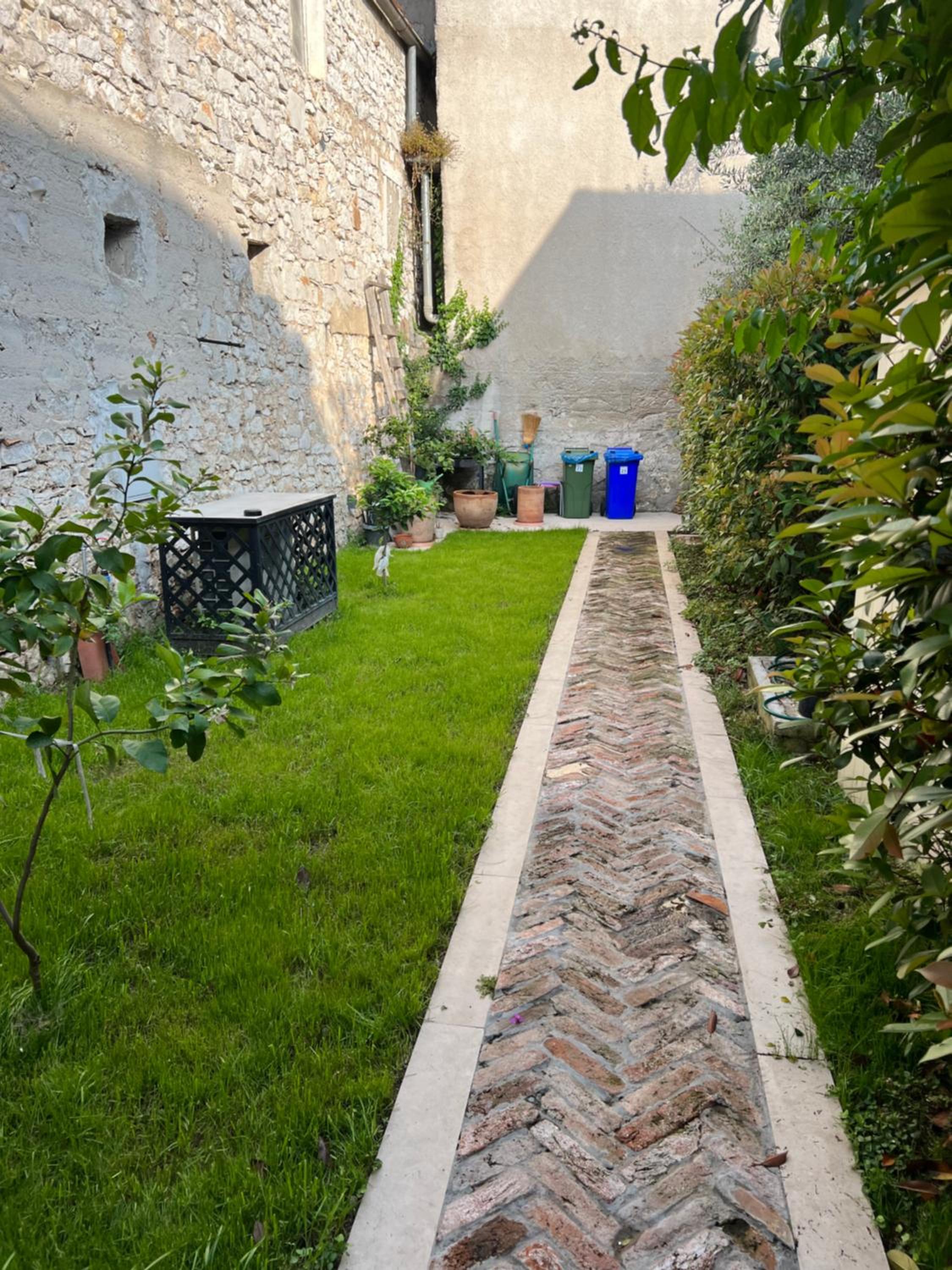 Photo 40