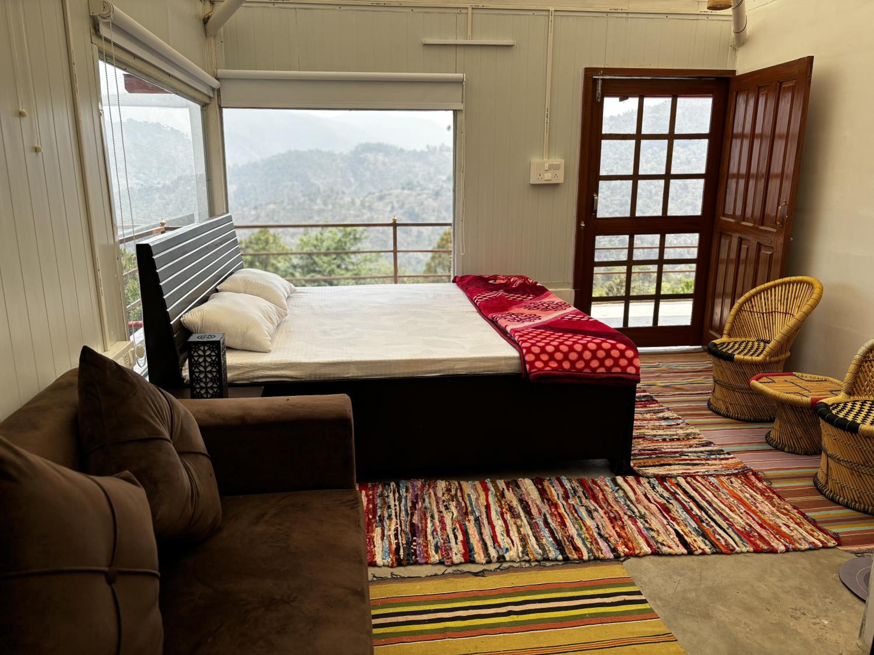 Aipan Homestays