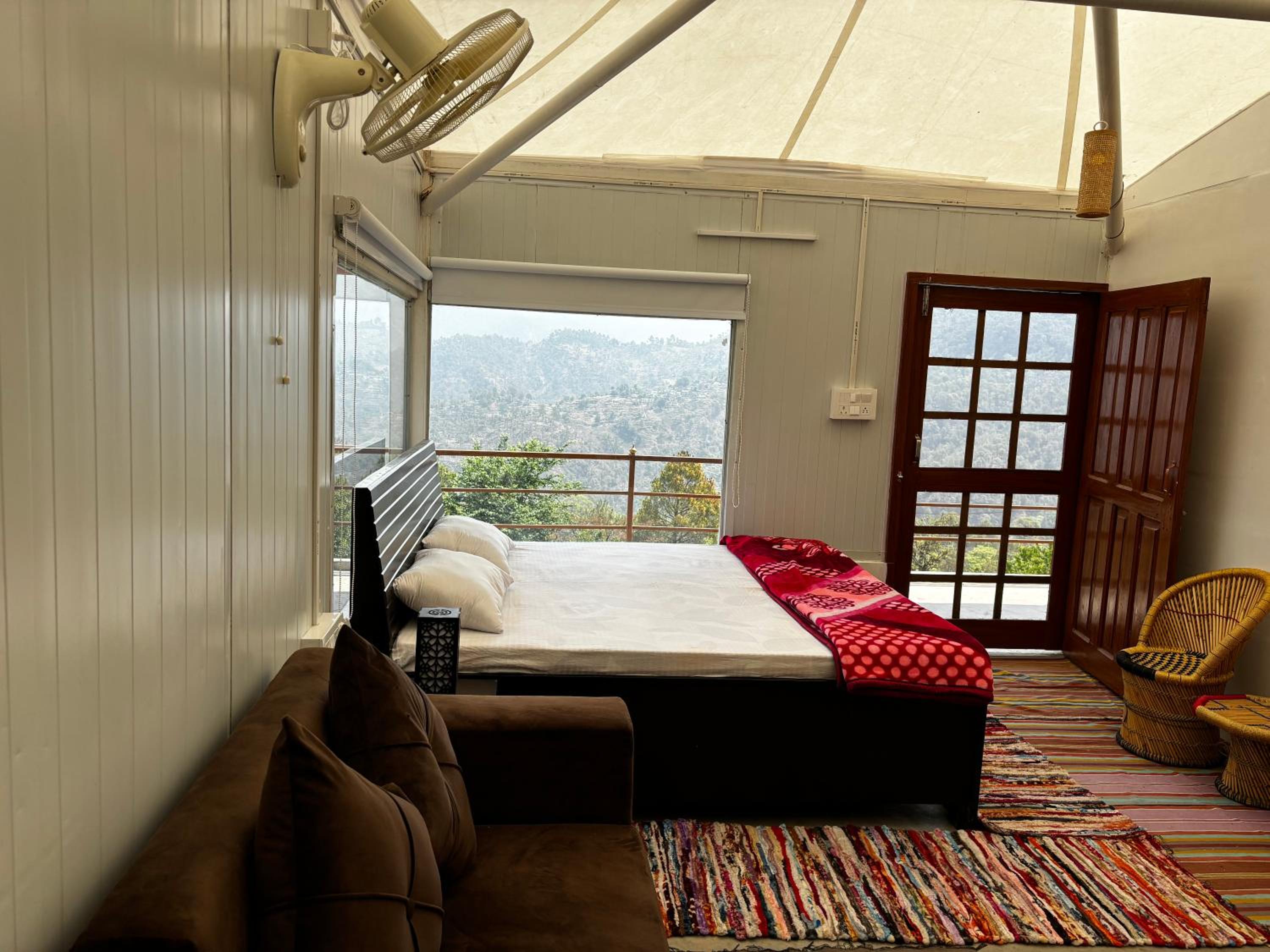 Aipan Homestays