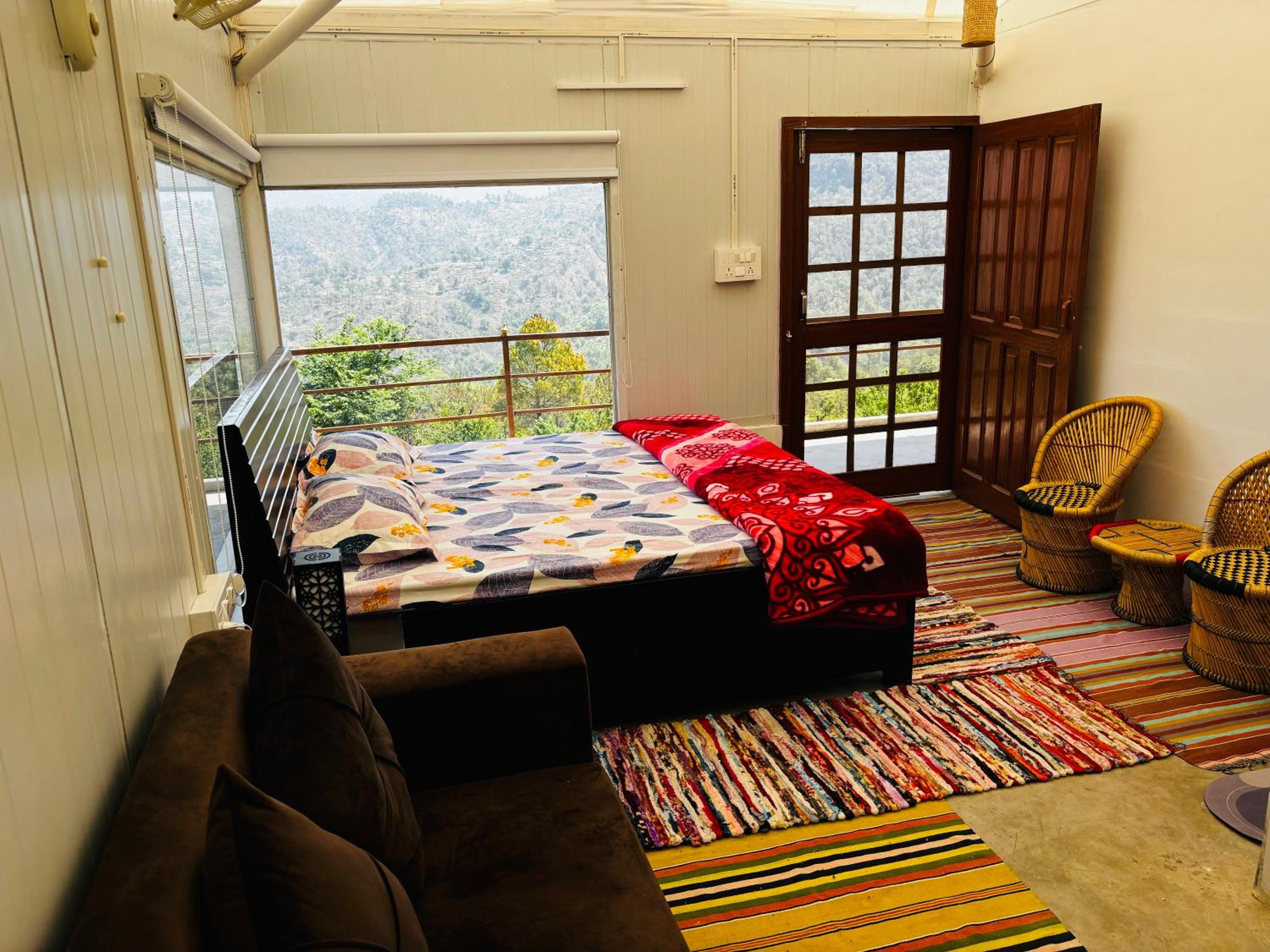 Aipan Homestays