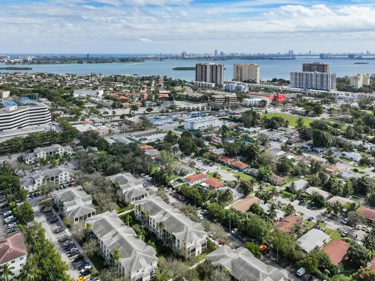 Renovu Premium House in Miami