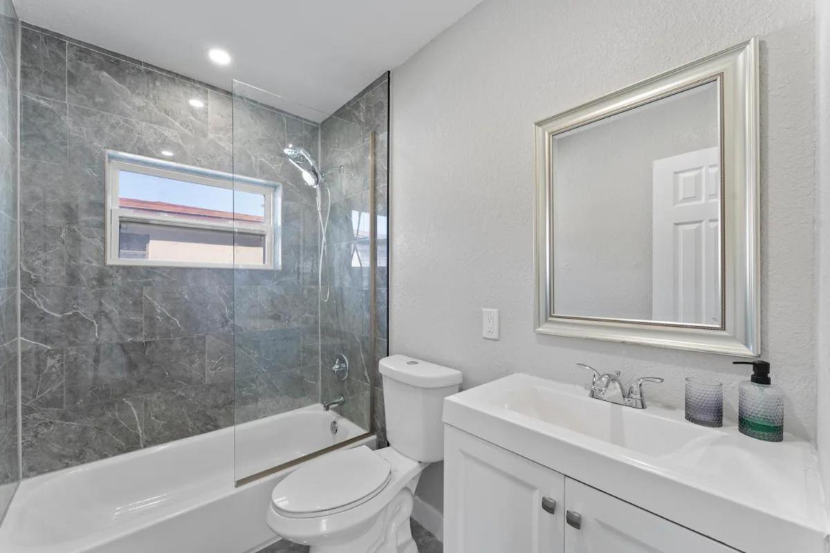 Renovu Premium House in Miami