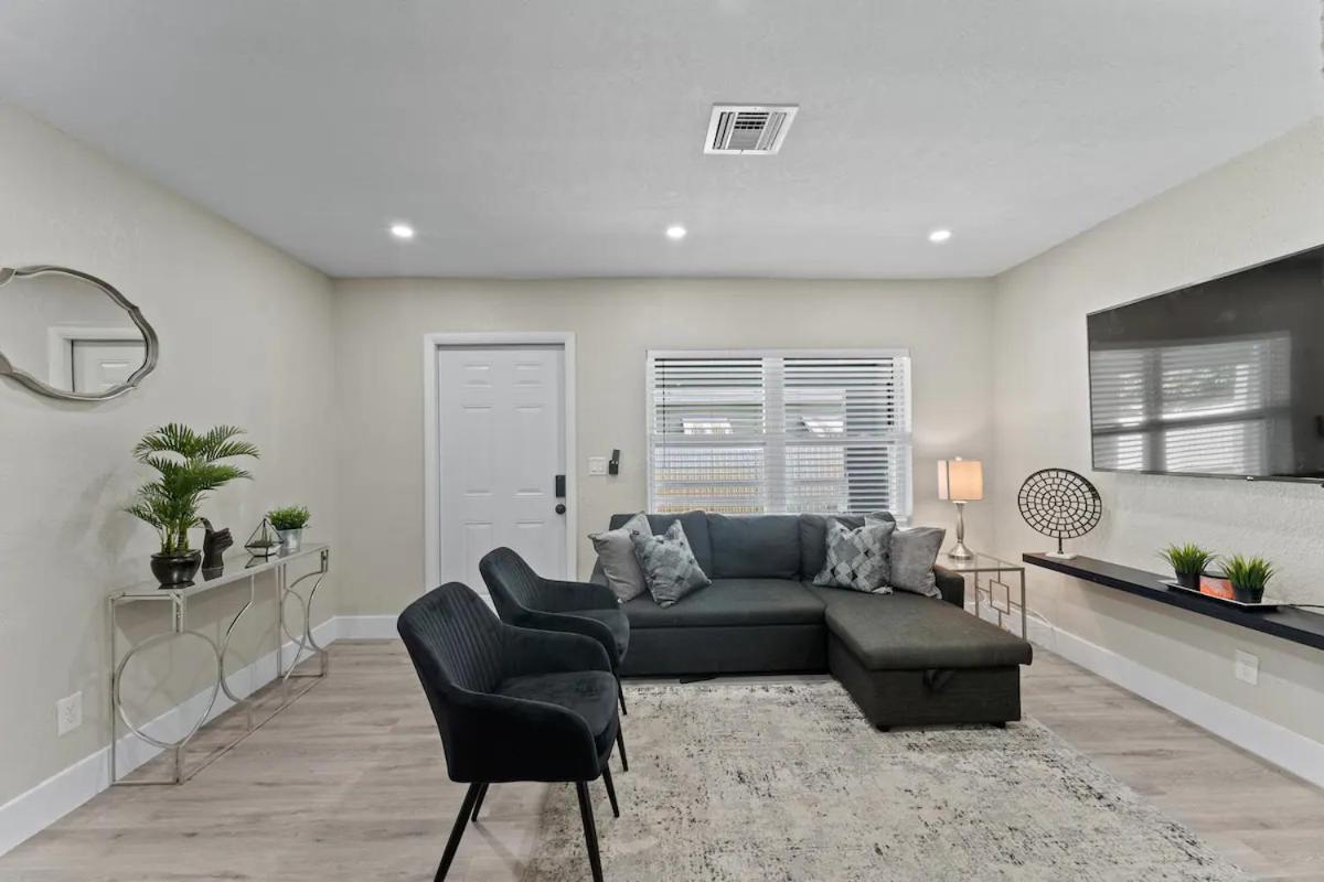 Renovu Premium House in Miami