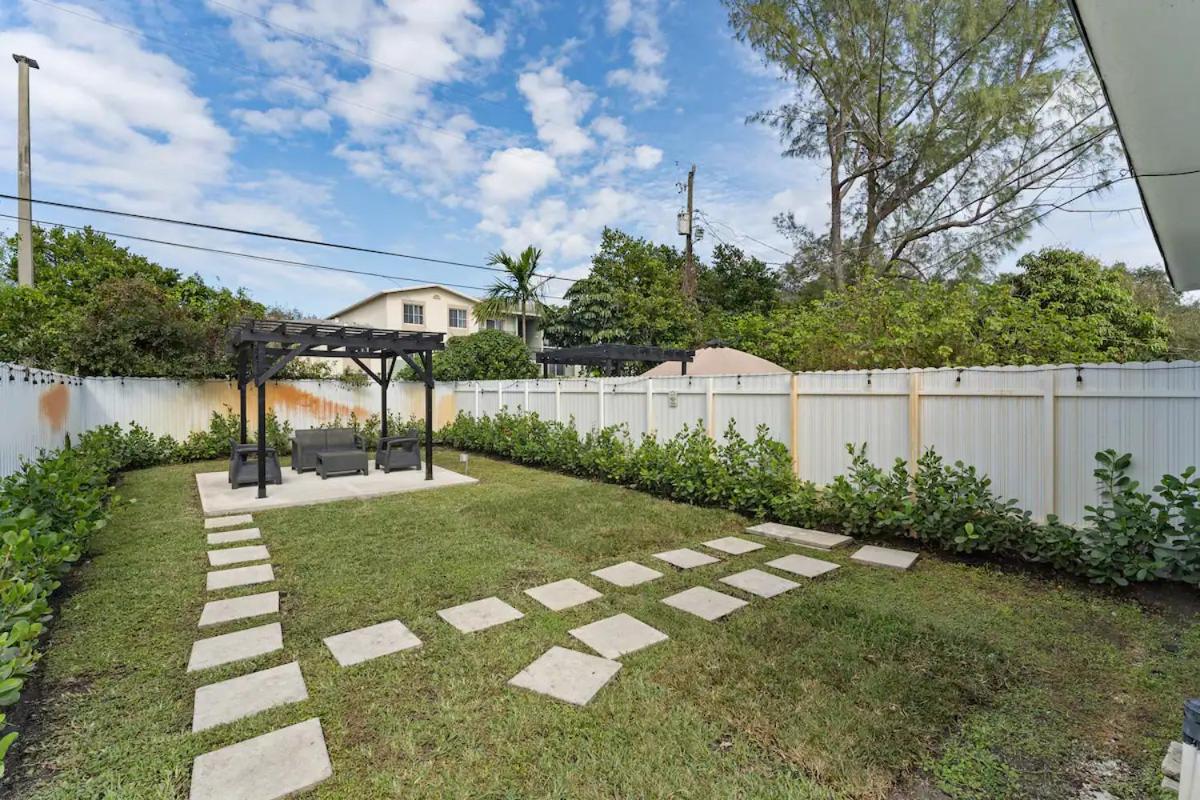 Renovu Premium House in Miami
