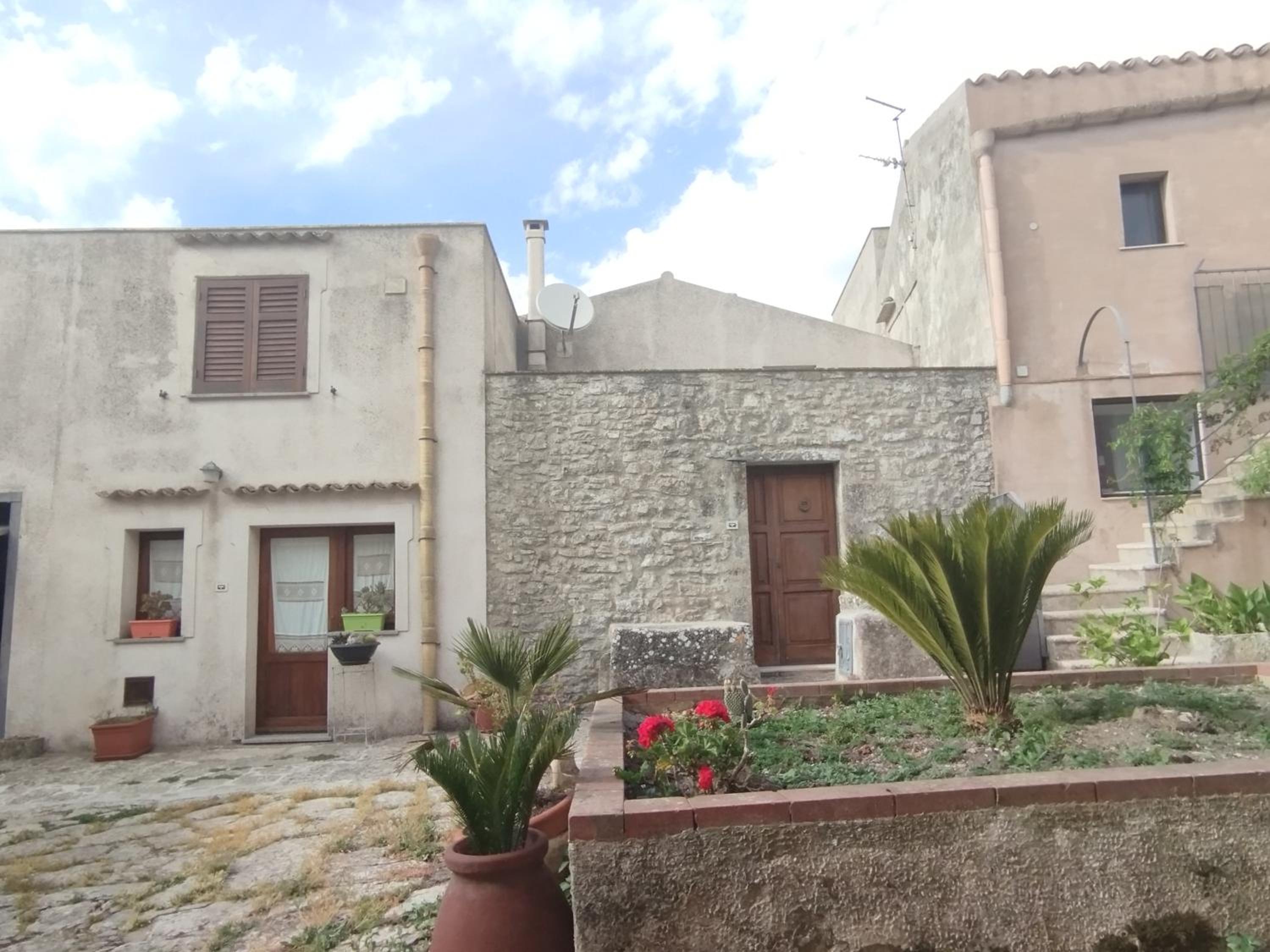 Cortile di Erice Appartamenti
