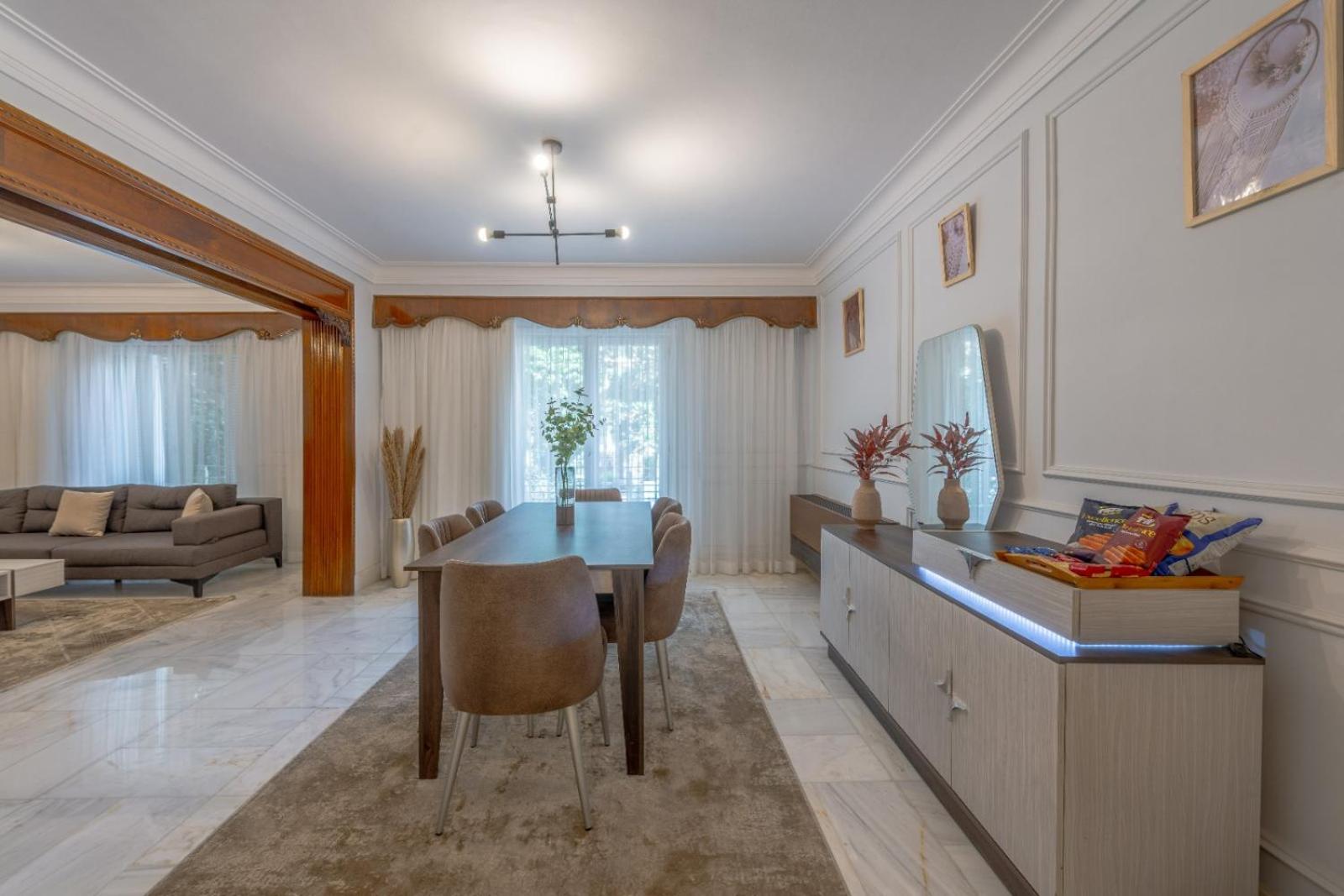 Zamalek Golden apartment