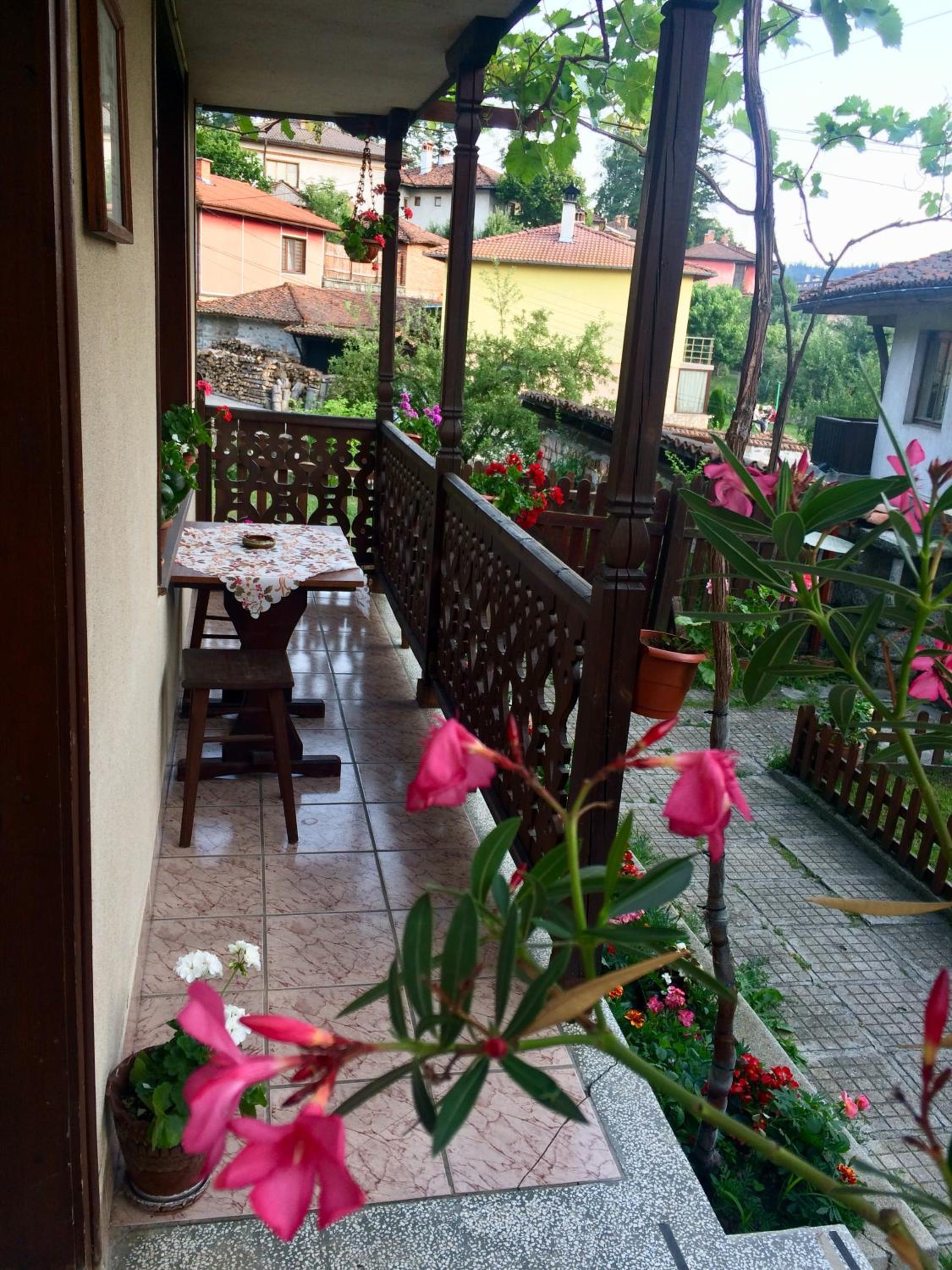 Guest Rooms Dona
