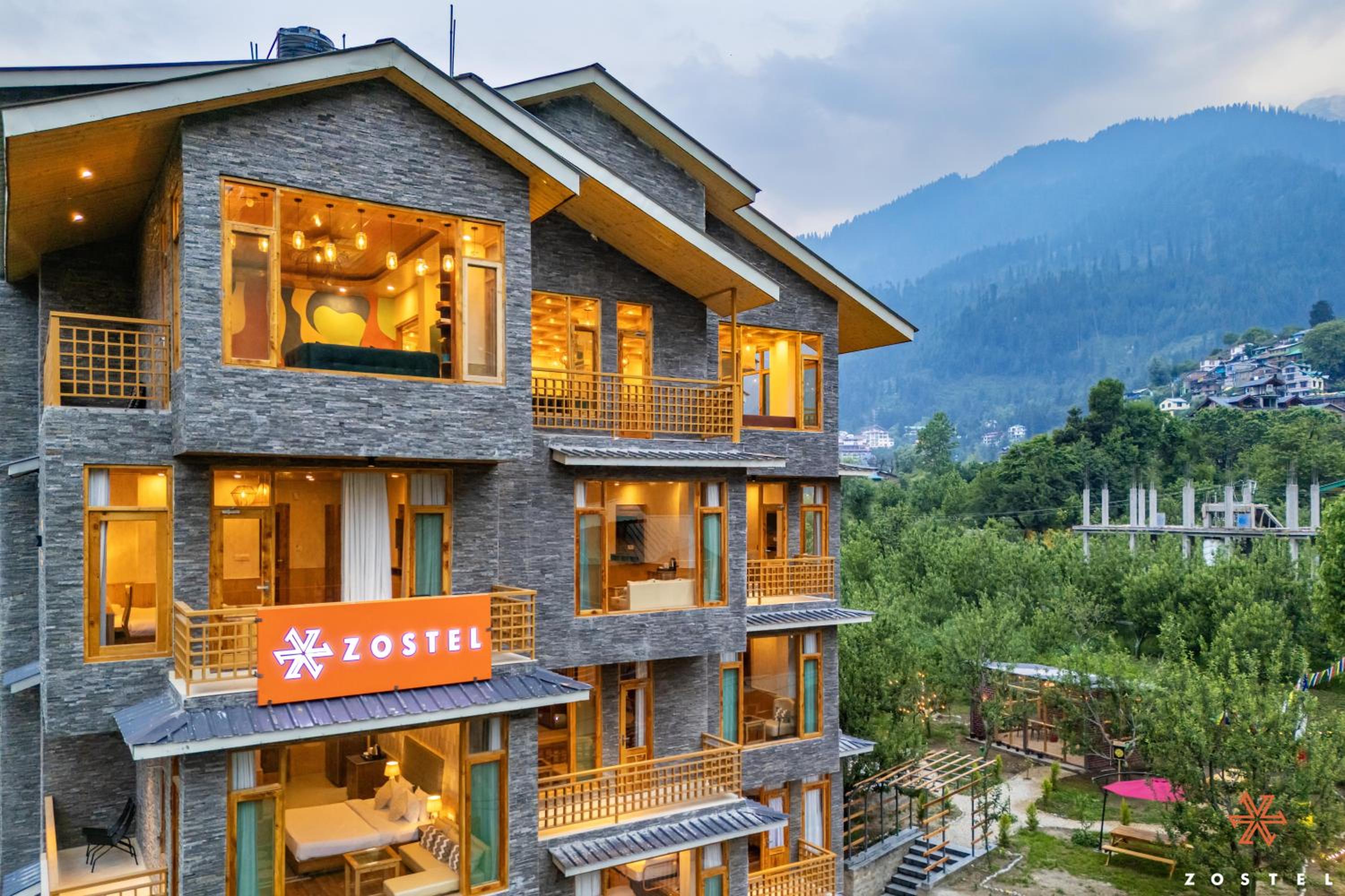 Zostel Old Manali, Goshal Road view 5