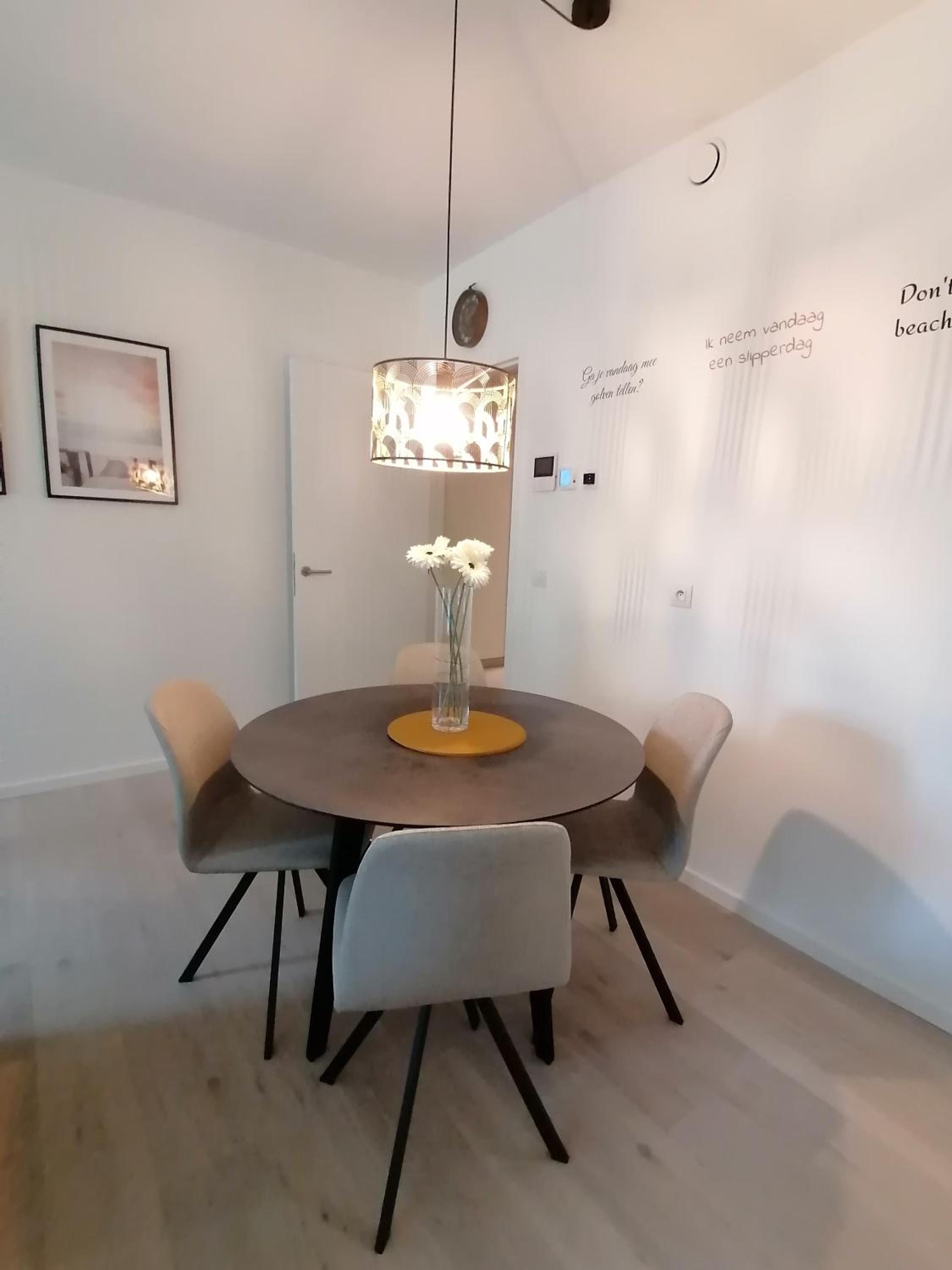 Bartine - modern and spacious flat near the sea, free parking space