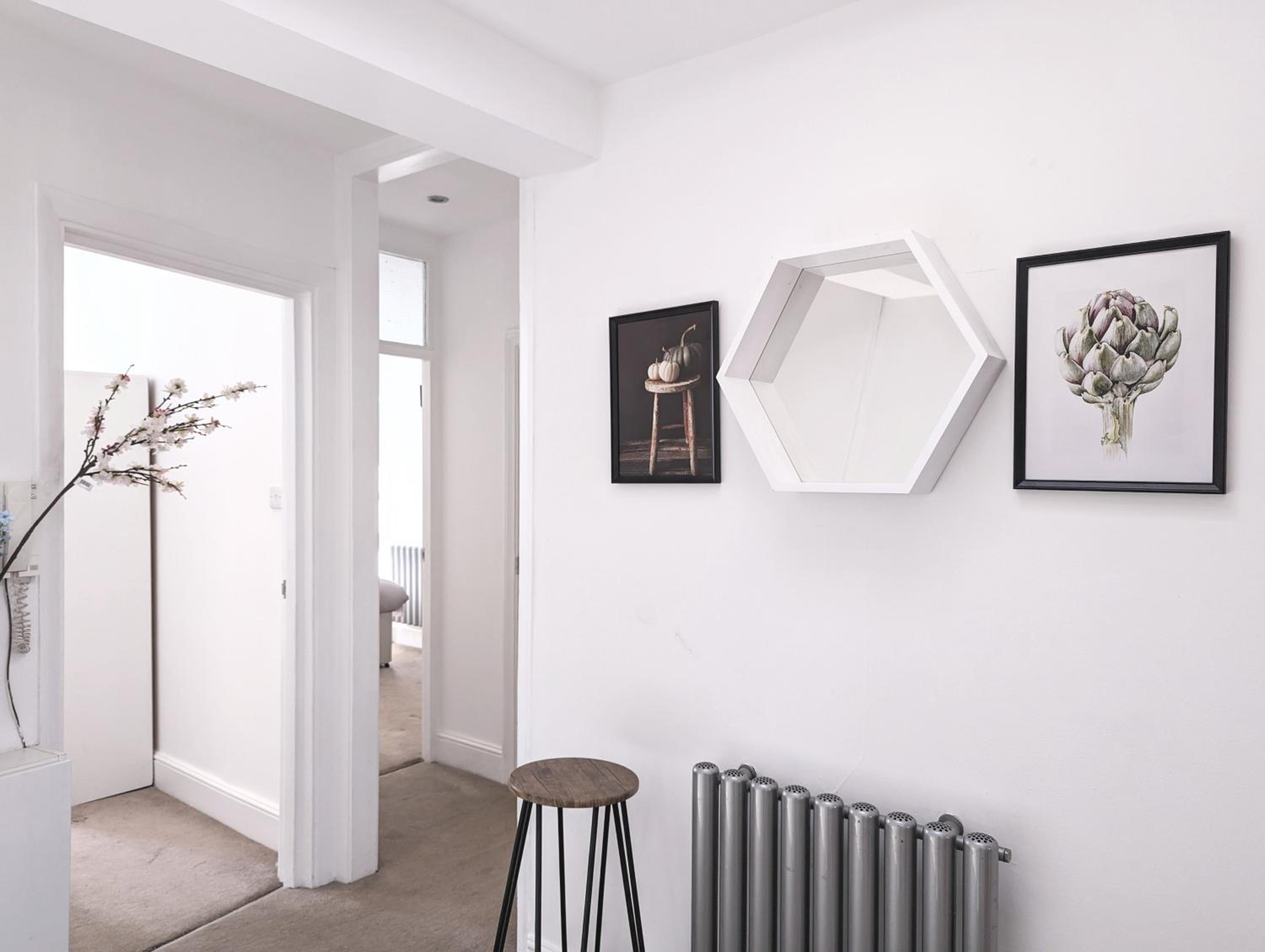 Hyde Park 3 bedroom flat