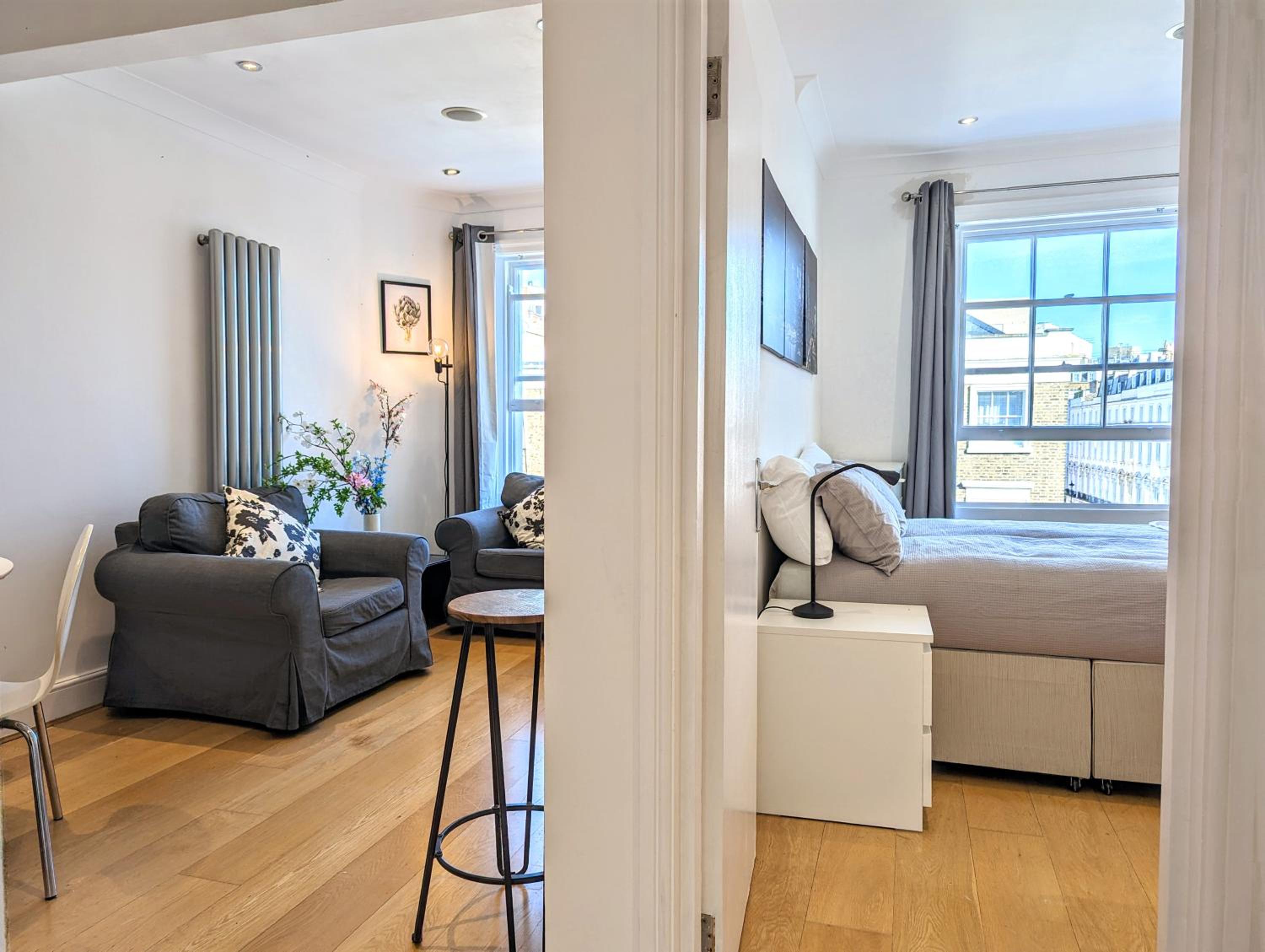Hyde Park 3 bedroom flat