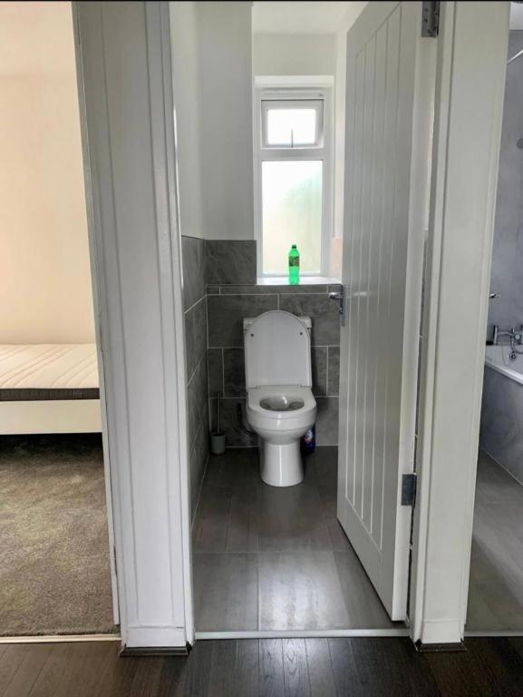 Karen House R2