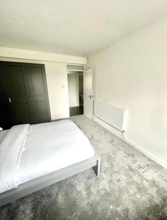 Karen House R2
