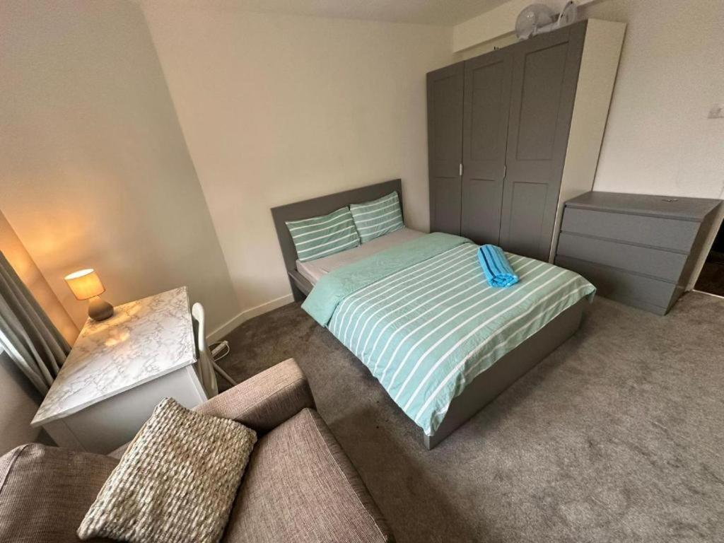 Karen House R2