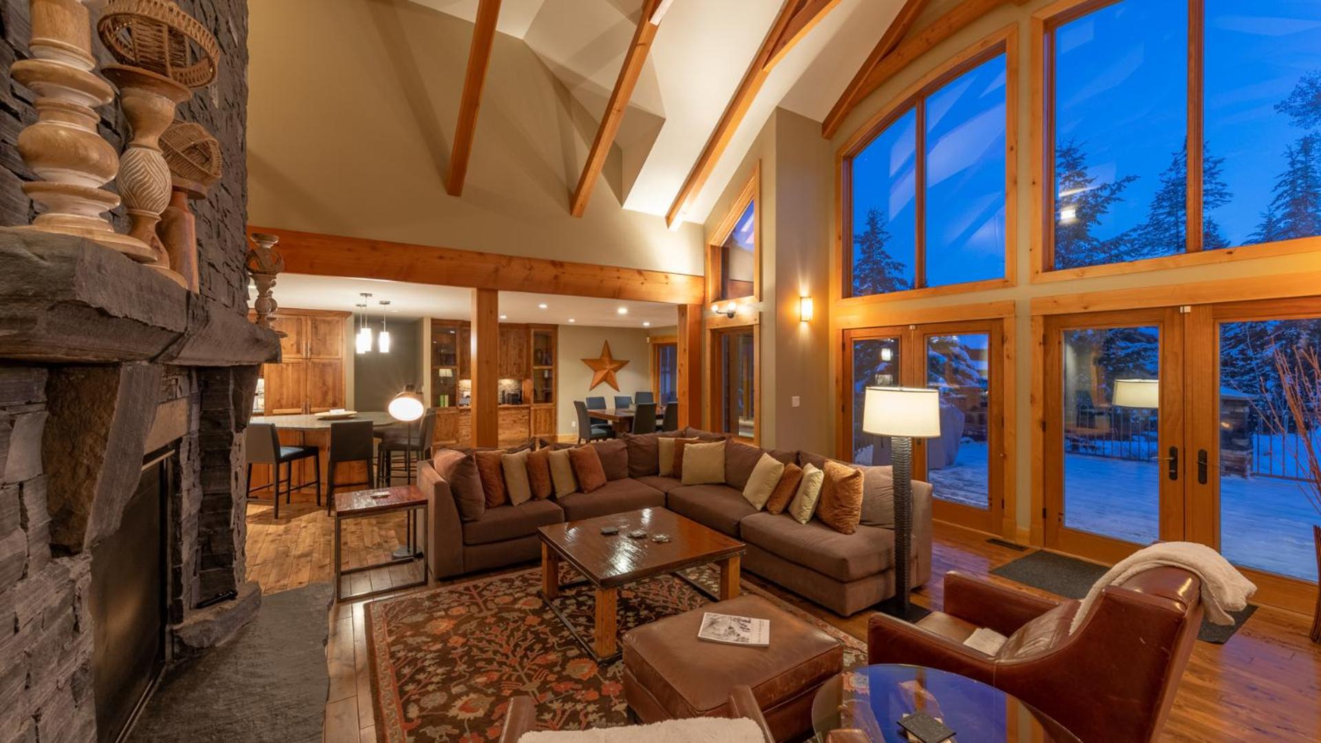 Lush Mountain Accommodations