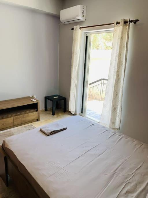 Apartment near the Beach Paradise MikraMantinia2 view 5