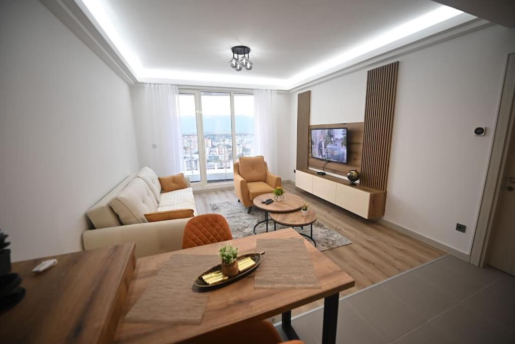 New 1BR SkyCity Apartment in Skopje - Free Parking