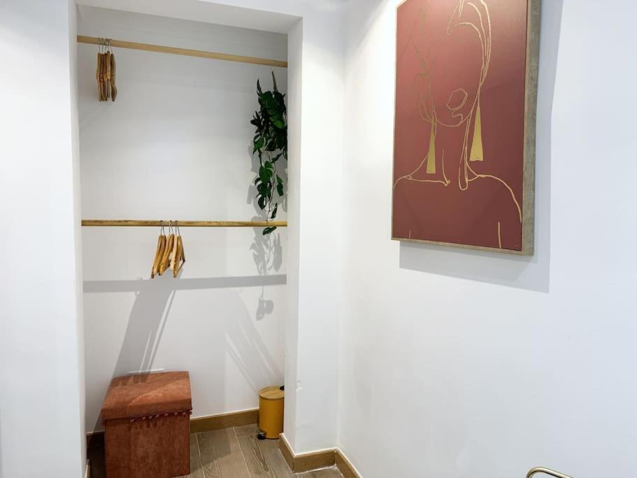 Botanique Studio - up to 3 by Homeful Homes view 3