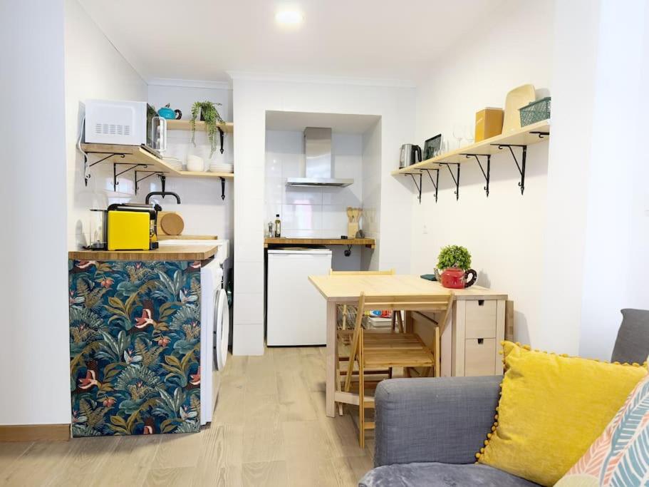 Botanique Studio - up to 3 by Homeful Homes view 4