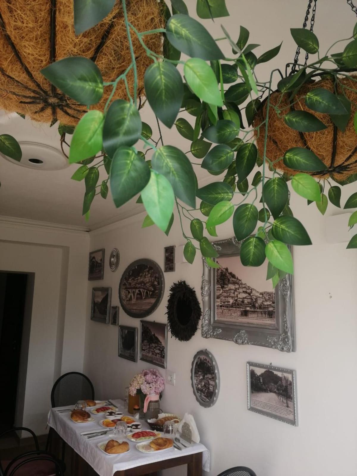 Vila Fatos Qama