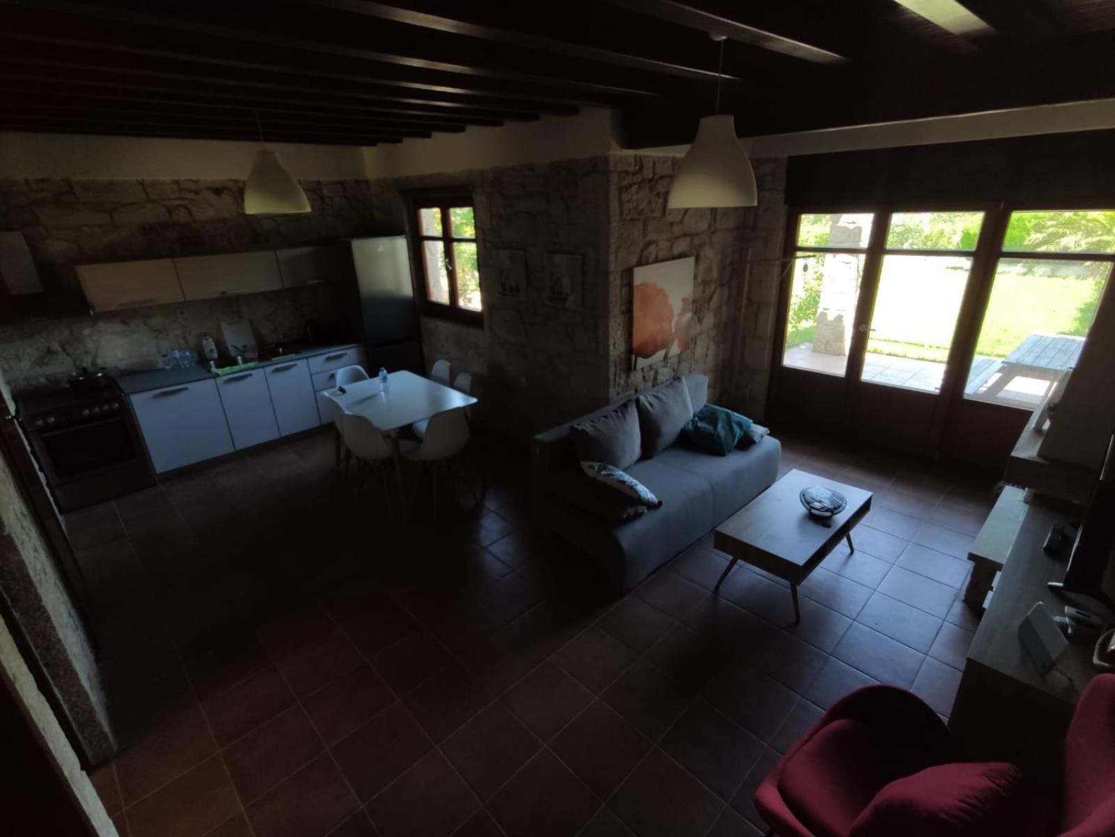 AF HOUSE&POOl