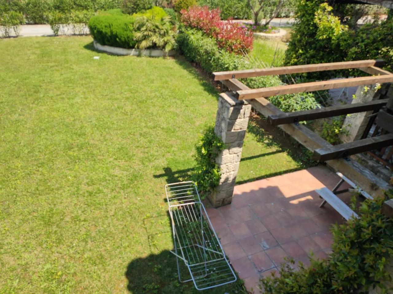 AF HOUSE&POOl