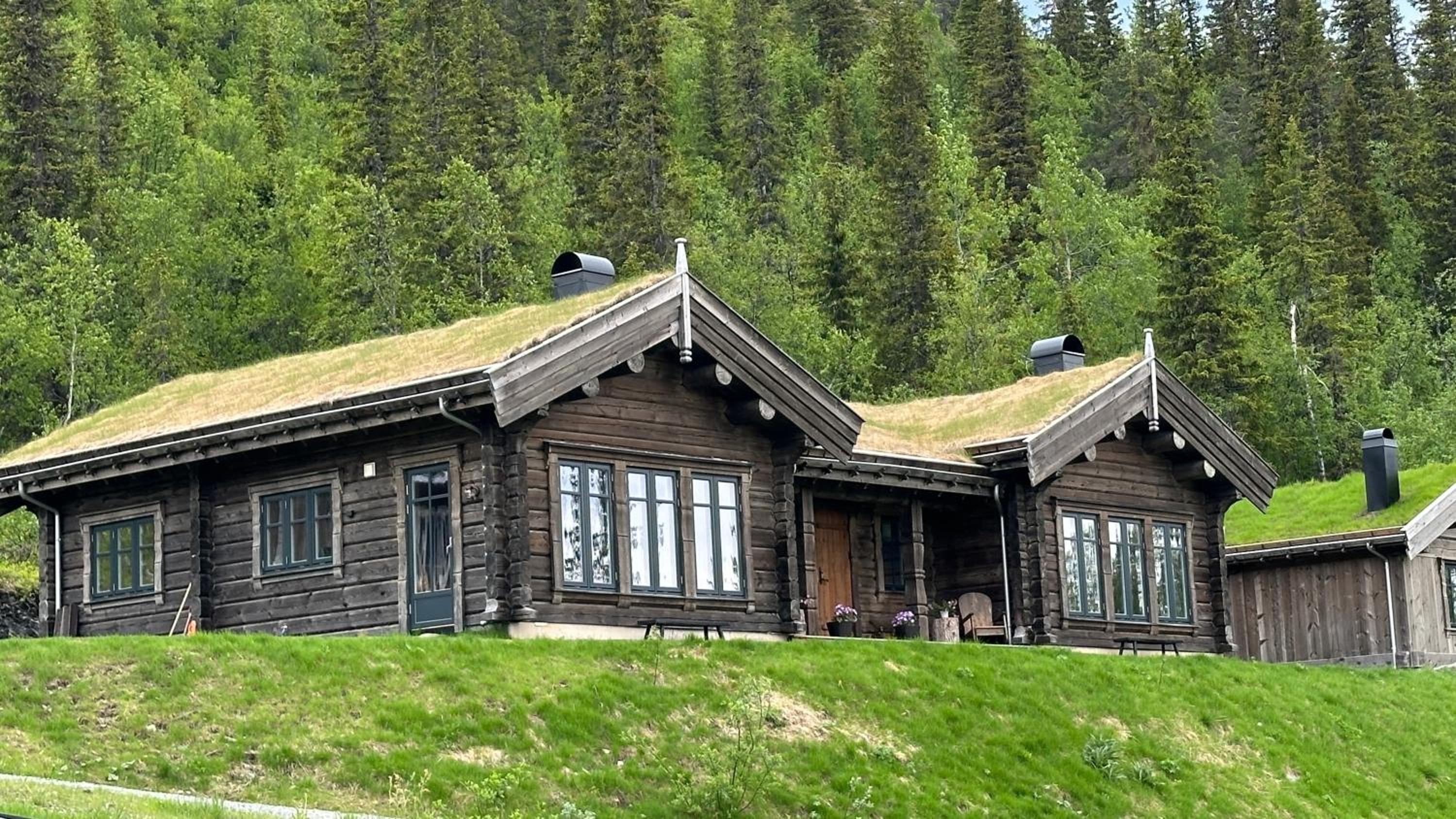 Liaplassen Timber Lodge