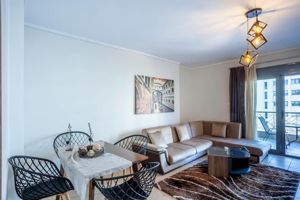 AD Railway Area Apt Thessaloniki Center 4p