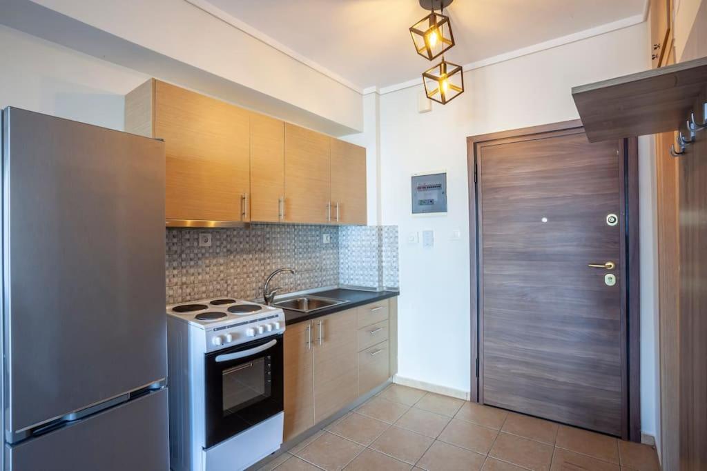 AD Railway Area Apt Thessaloniki Center 4p