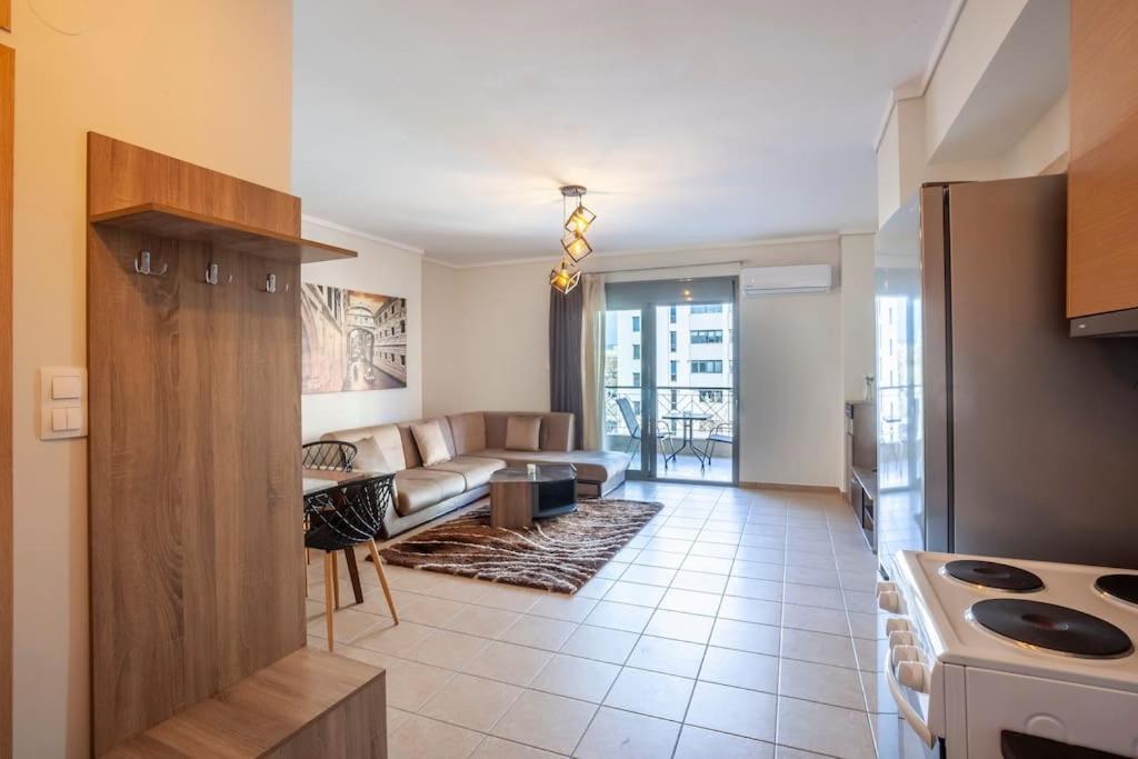 AD Railway Area Apt Thessaloniki Center 4p