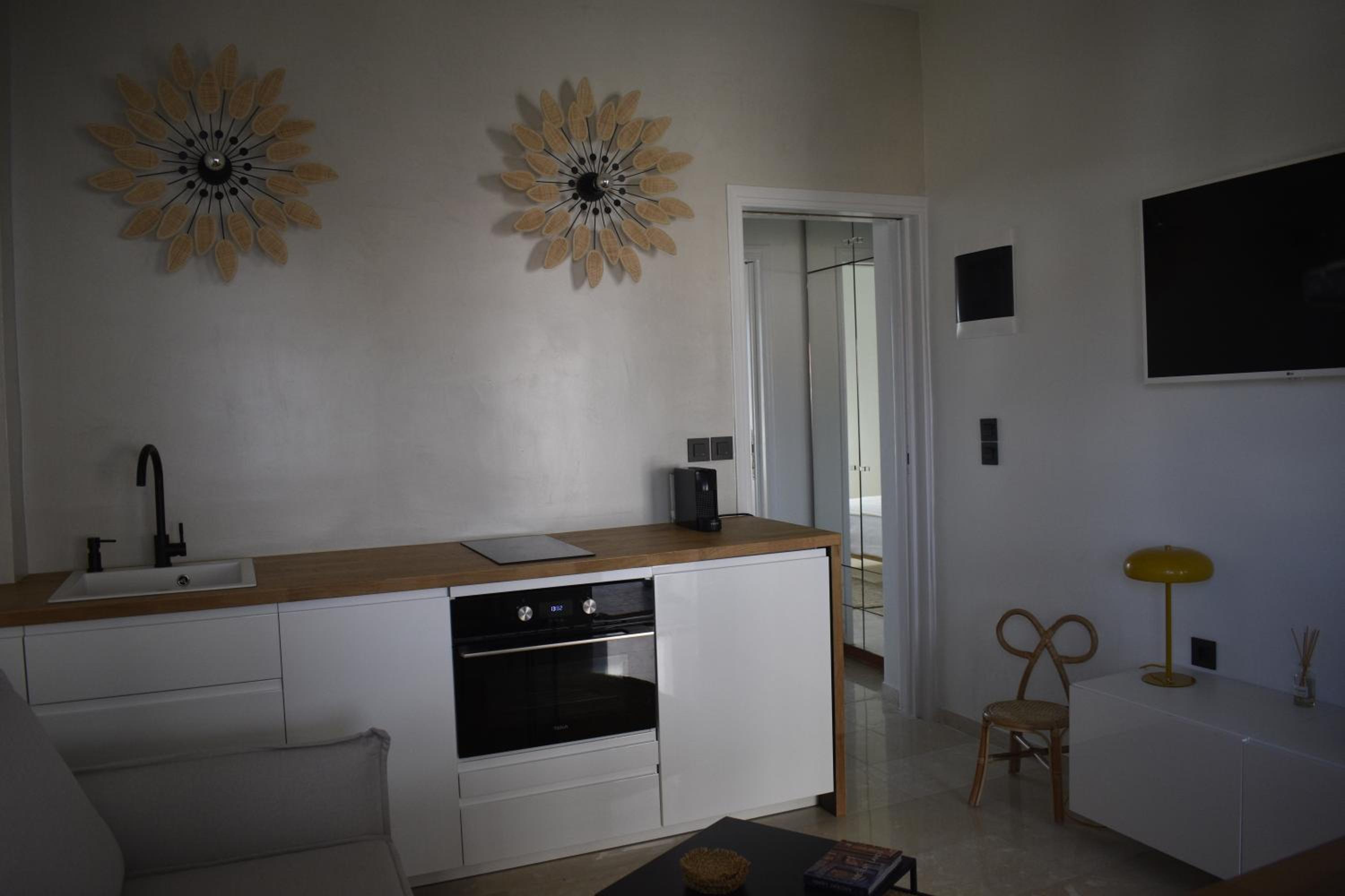 Kikkos Village House