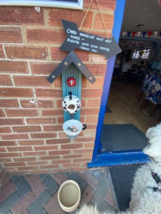 East Coast Chalets 62 Dog friendly, FREE Swimming pool passes view 5