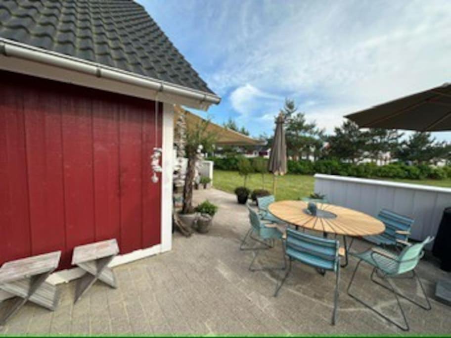 Hyggeligt sommerhus tæt på vandet i Bro Strand