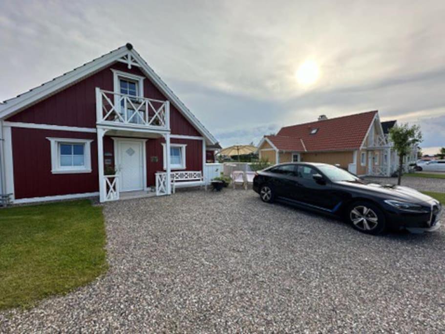 Hyggeligt sommerhus tæt på vandet i Bro Strand