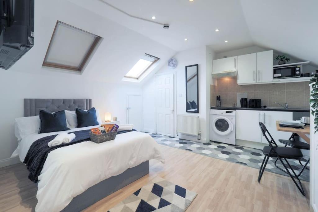 S6 Cozy Studio In Kilburn With Kitchen London Zone 2