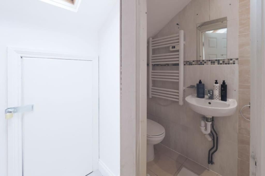 S6 Cozy Studio In Kilburn With Kitchen London Zone 2
