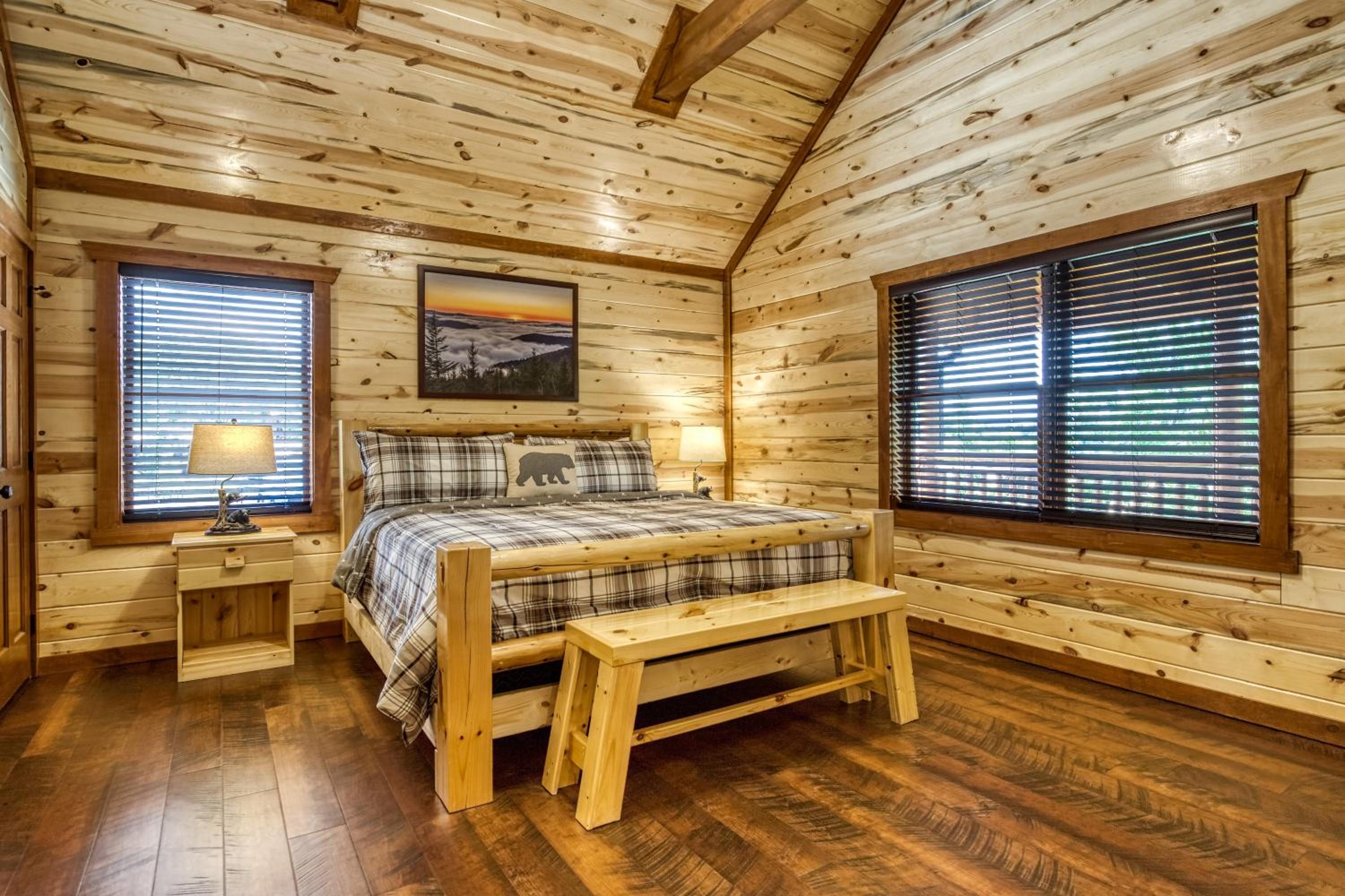 Majestic Splash-8 Bedroom, Indoor Pool, Hot Tub, 560 FREE tickets each paid day