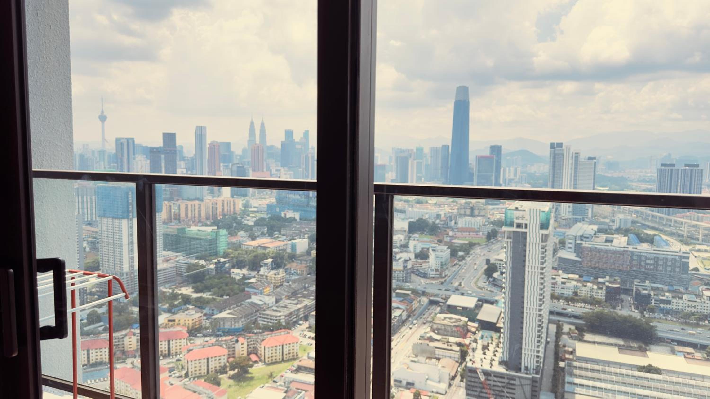 KLCC view Luxury family suites