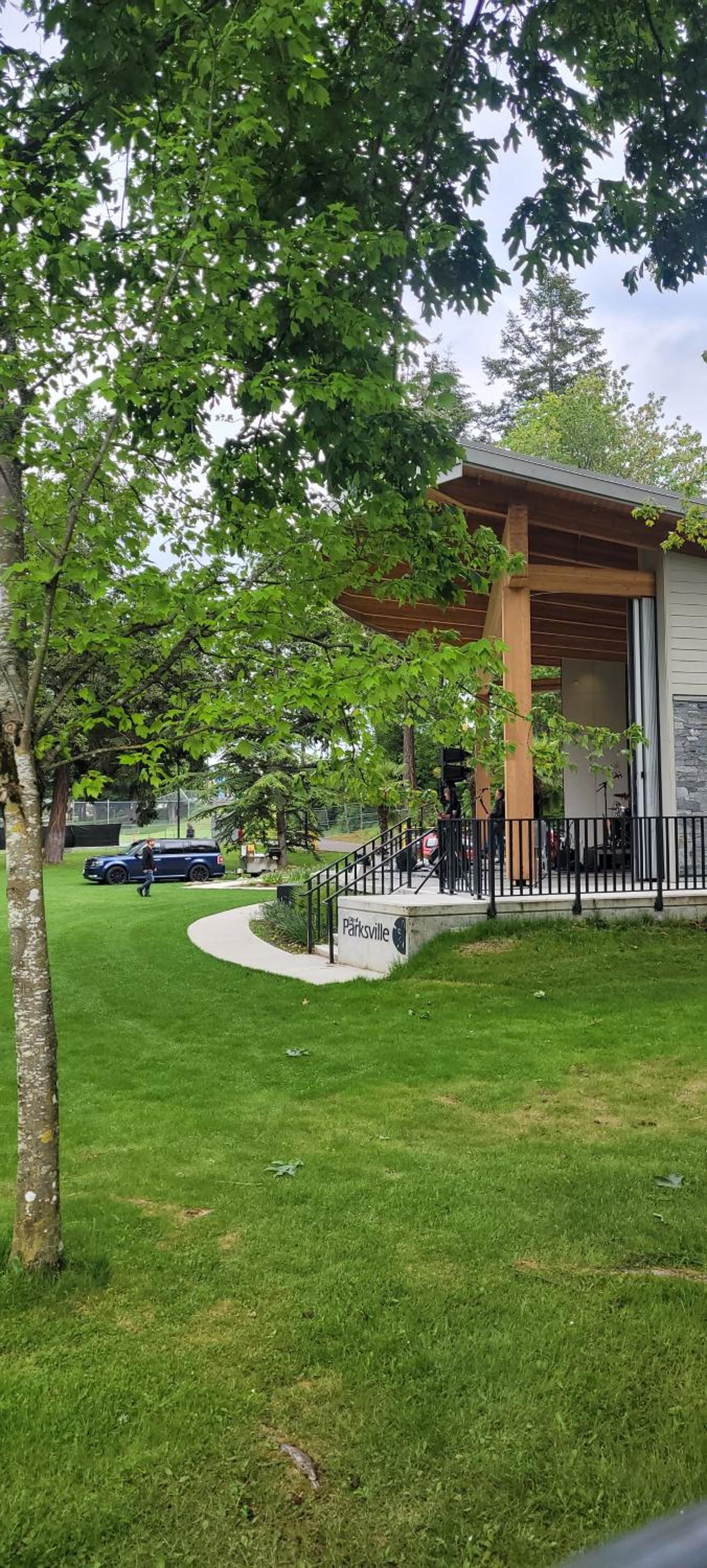 Parksville Vacations - Cute Tiny Home At Park Sands Resort Parksville - Property Image 5