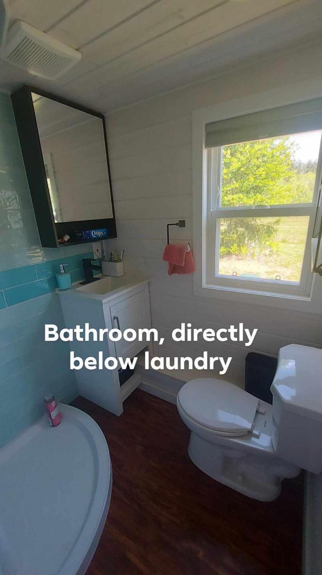 Cute Tiny Home At Park Sands Resort Parksville