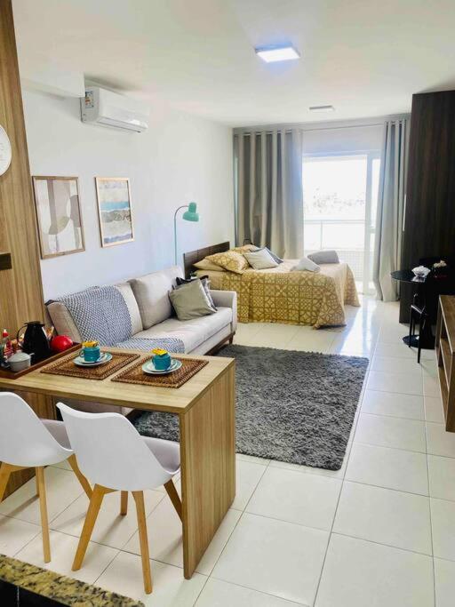 Studio 402 Salvador, Fantástico, com Vista Mar, no Bairro de Jardim Armação, a 300m do Novo Centro de Convenções de Salvador - CCS e do Parque dos Ventos