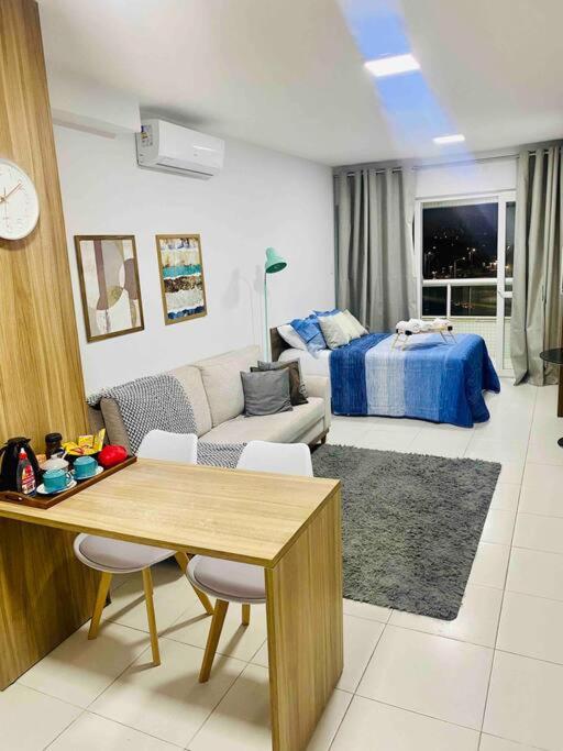 Studio 402 Salvador, Fantástico, com Vista Mar, no Bairro de Jardim Armação, a 300m do Novo Centro de Convenções de Salvador - CCS e do Parque dos Ventos