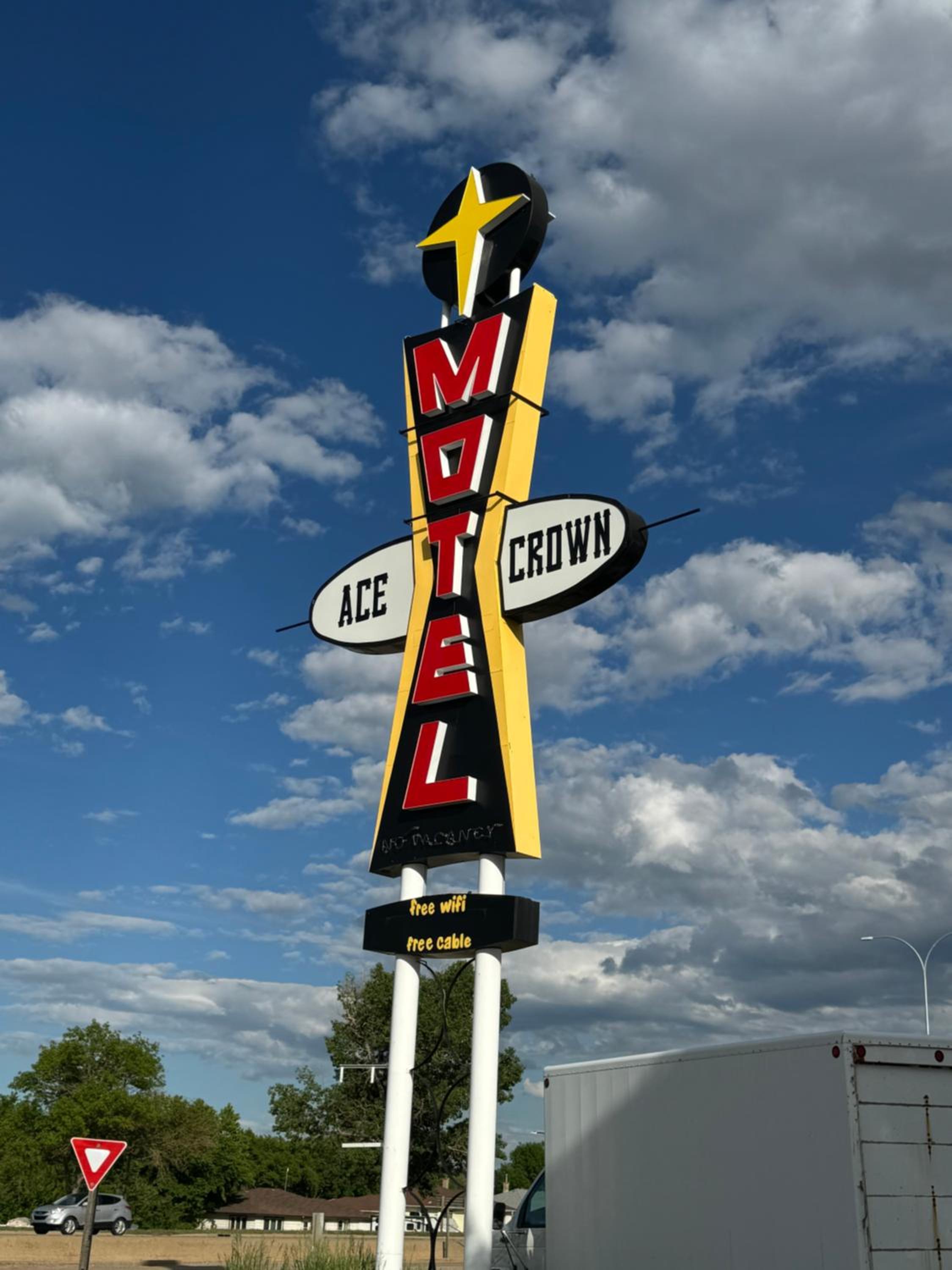 Ace Crown Motel