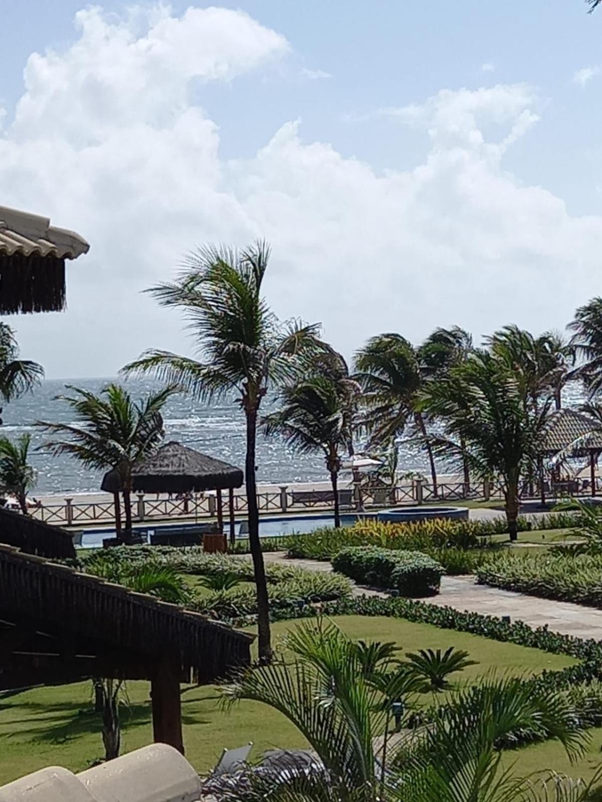 Casa à beira mar em frente às piscinas naturais de Flecheiras - CONDOMÍNIO PIER 18