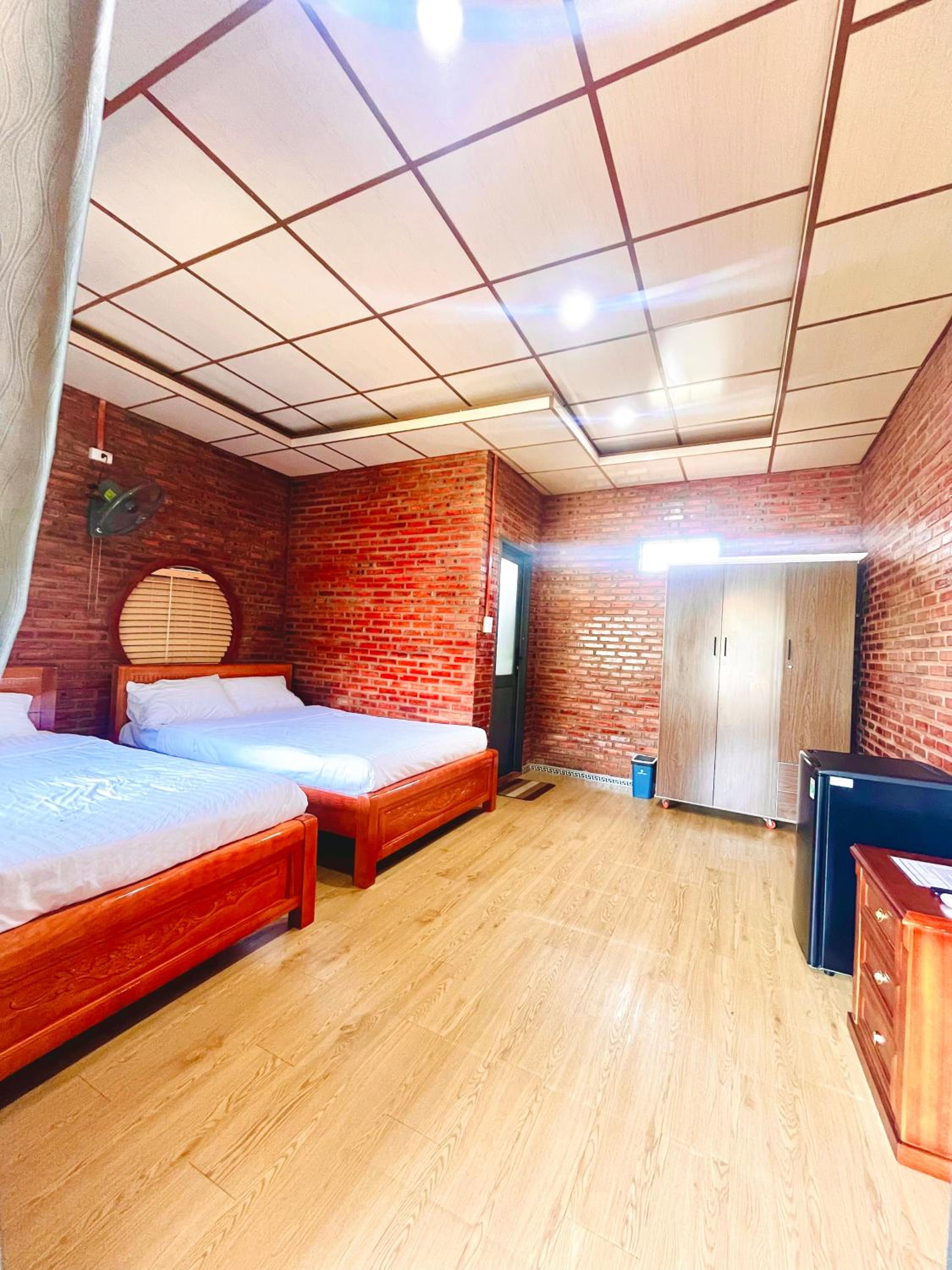 Bình Minh Homestay - Dốc Lết